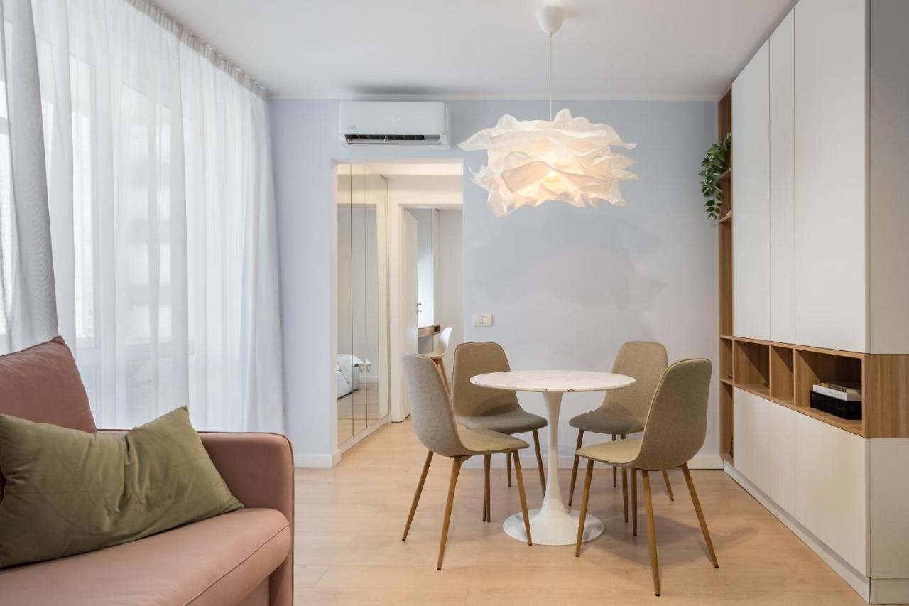 Candy Land Downtown Apartment Bucharest Exterior photo